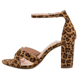 Ideal Shoes Sandale na šanku smeđa 2