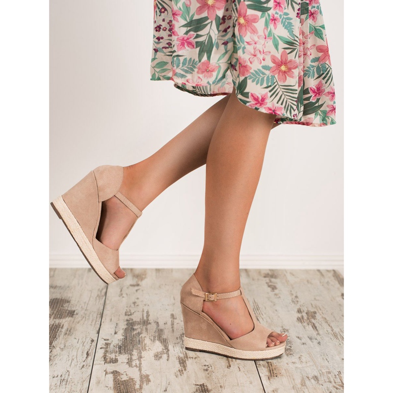 Renda Sandale u bež boji 1