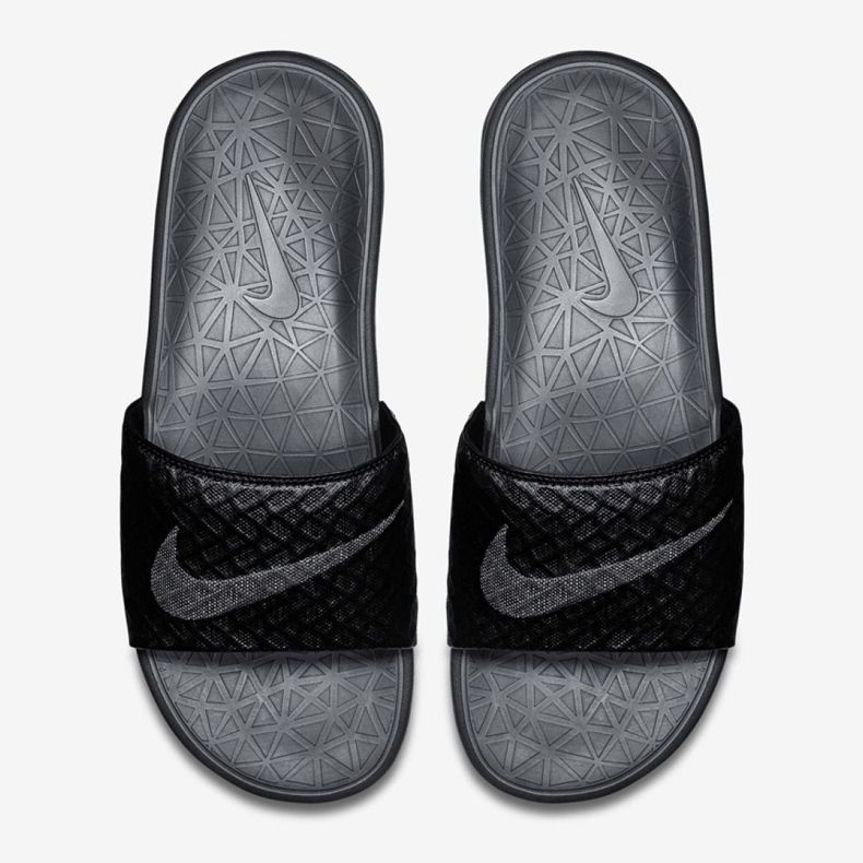 Papuče Nike Benassi Solarsoft Slide 705474-091 crna 1