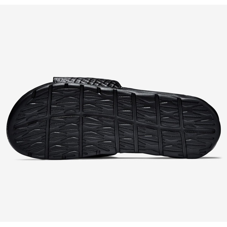 Papuče Nike Benassi Solarsoft Slide 705474-091 crna 2