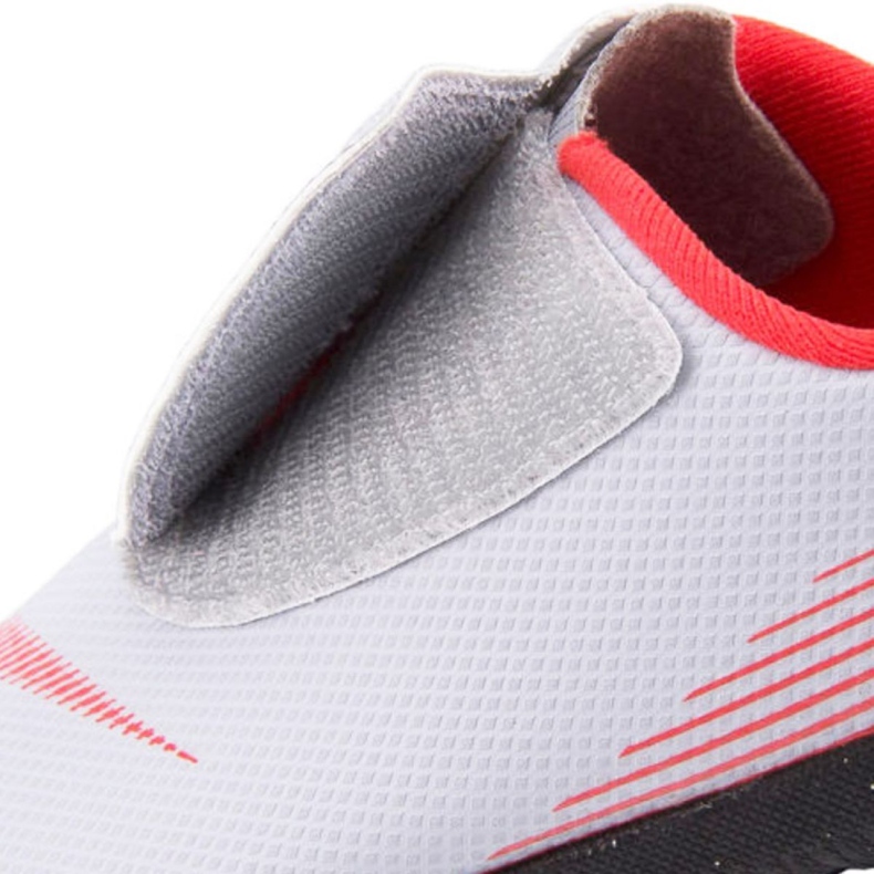 Nogometne cipele Nike Mercurial Vapor 12 Club Ps Tf Jr AH7357-060 siva siva 2