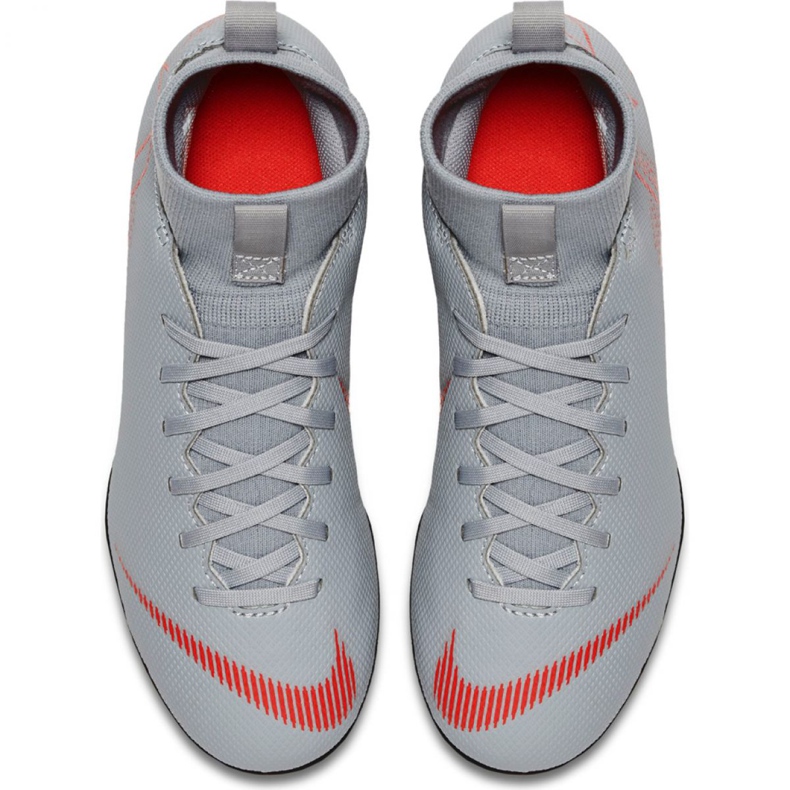 Bijele tenisice Nike Mercurial Superfly 6 Club Mg Jr AH7339 060 bijele bijela bijela 1