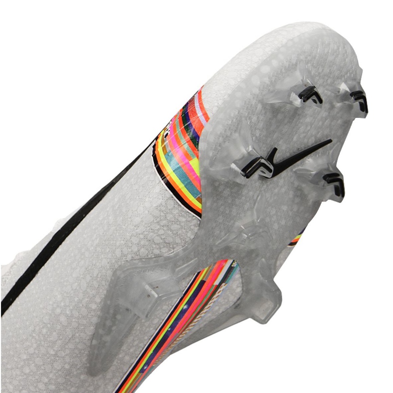 Nike kopačke Superfly 6 Elite Fg M AJ3547-009 bijela bijela 1