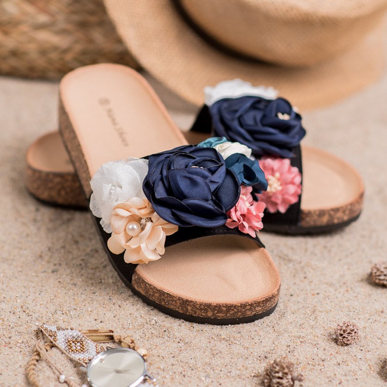 SHELOVET Papuče od antilopa s cvijećem crno 1