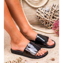 Small Swan Modne crne papuče crno 1