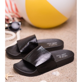 Small Swan Ležerne ženske papuče crna 2