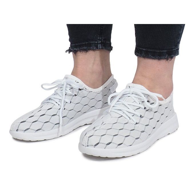 Bijela sportska Marthe 1