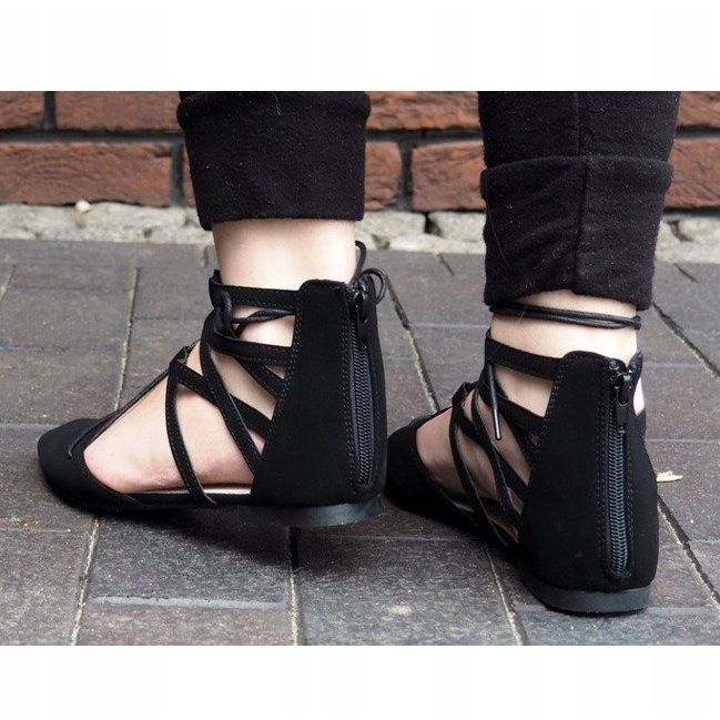 Otvorene / vezane baletne sandale 6701 Crna crno 1