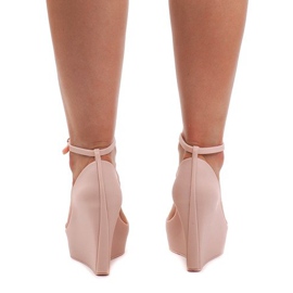 Meliski Otvoreni klin PT67 Bež 1