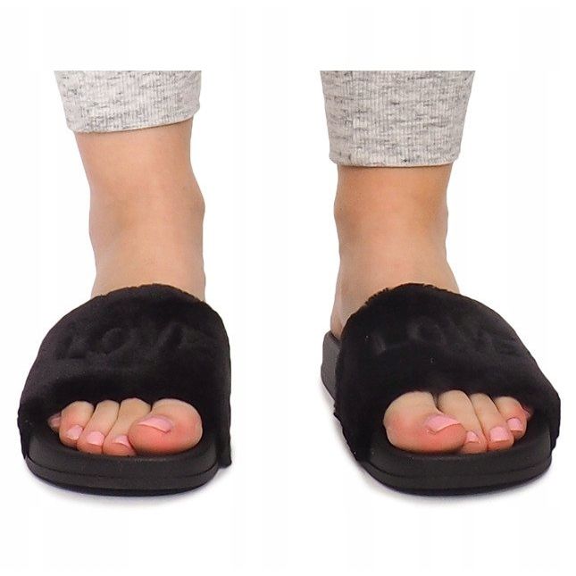 Love HN02-4 Crne krznene papuče crna 1
