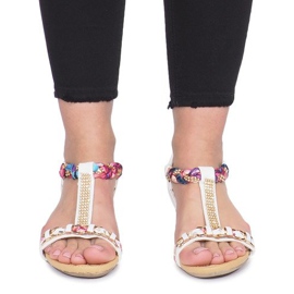 Bijele sandale na osjetljivoj Ruixin klinastoj peti bijela 1