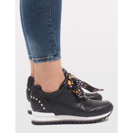 Crne sportske tenisice na klin G-124 crno 2