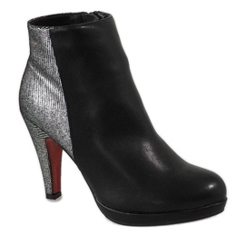 Crne čizme na visoku petu 16-92 crna 1