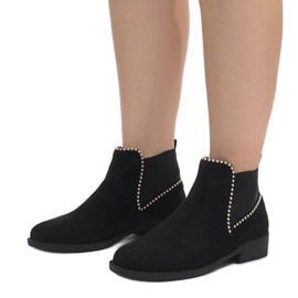 Crne čizme s elastičnim Q-29 crno 1