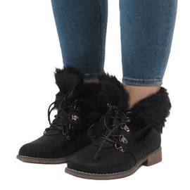 Crne, izolirane krznene čizme B9816-KB crno 2