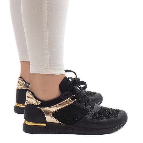 Crne trenerke LR88010 crna 2