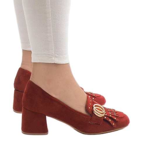 Crvene antilop pumpe na stupu X77 crvena 1