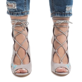 Sive otvorene čizme na postu 1610-223 siva 2