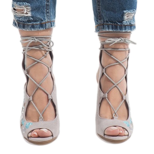 Sive otvorene čizme na postu 1610-223 siva 2