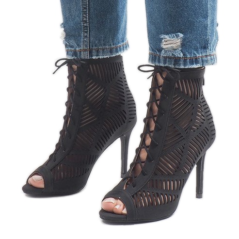 Crne gležnjače 1610-225 crna 1