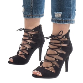 Crne otvorene čizme na visoku petu 9095-83A crna 1