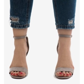 Sive sandale na štikli SY-31P siva 2