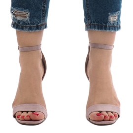 Ljubičaste sandale na visoku petu od antilopa SY-31P ljubičasta 2