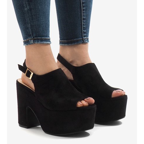 Crne sandale na masivnom bloku 8263CA crno 1