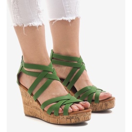 Zelene sandale na klin P2424A-47 zelena 1