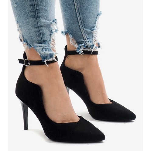 Crne pumpe na peti B-54 crna 1