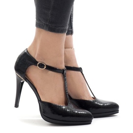 Crne crpke na stupu A509-22-2 crna 1