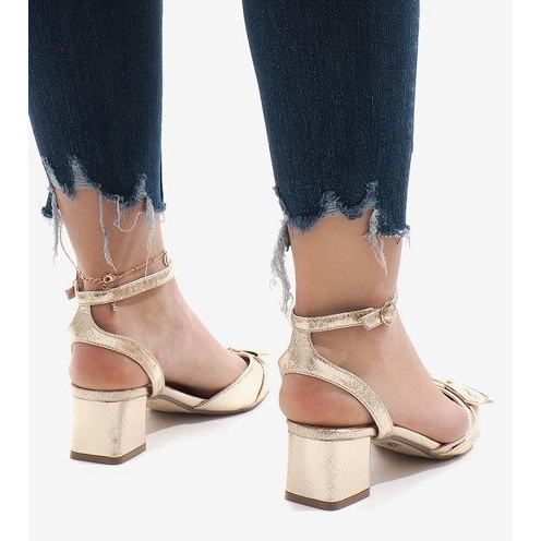 Zlatne sandale na petu 1702-2 zlatni 2