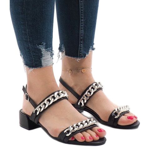 Crne sandale s visokim potpeticama 77-15 crna 1