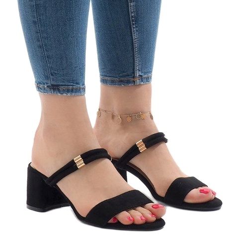 Crne štikle M806 crna 1