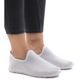 Bijele sportske cipele 909-17 bijela 2