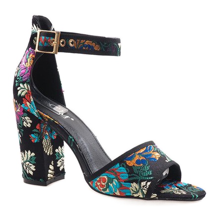 Crne sandale na stupu 77-14 crna 1