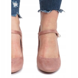 Ružičaste pumpe na mjestu Milaya ružičasta 1