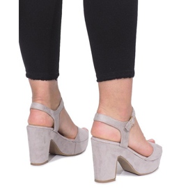 Sive sandale s Boiset posta siva 1