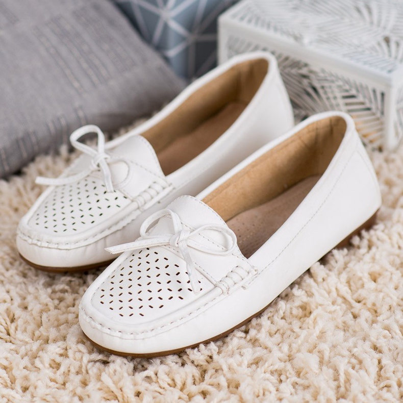 SHELOVET Ležerne mokasine bijela 2