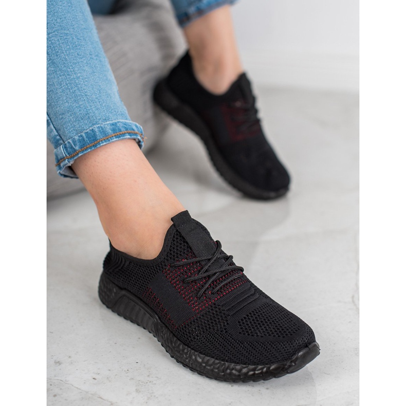 SHELOVET Ažurne sportske cipele crno 1