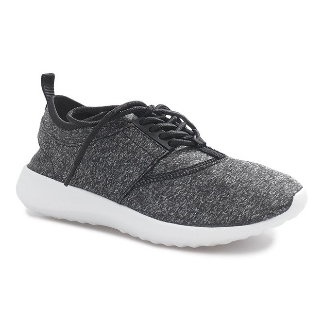 Crna sportska obuća Morena 1