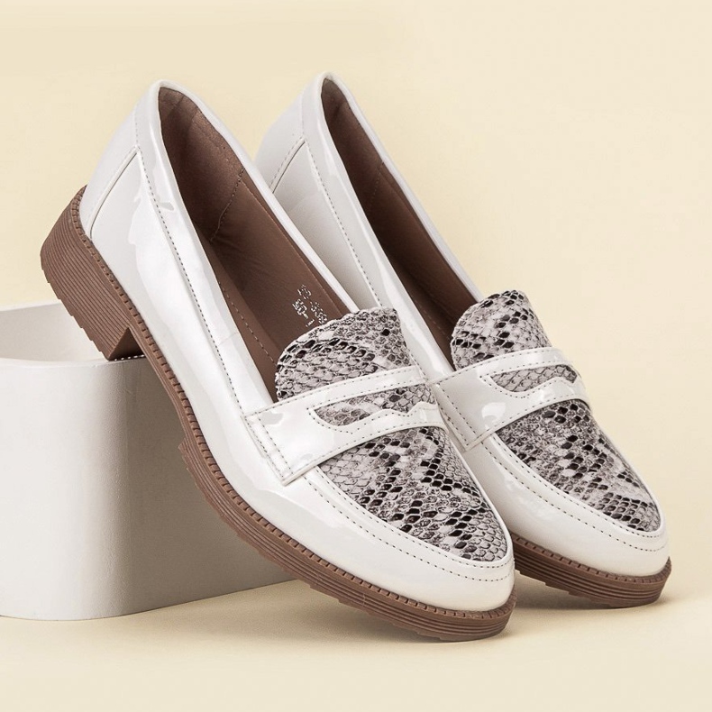 Bestelle Lakirane mokasine bijela smeđa 2