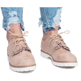 Bež mokasine s drobljenim tvrdim rubovima 1