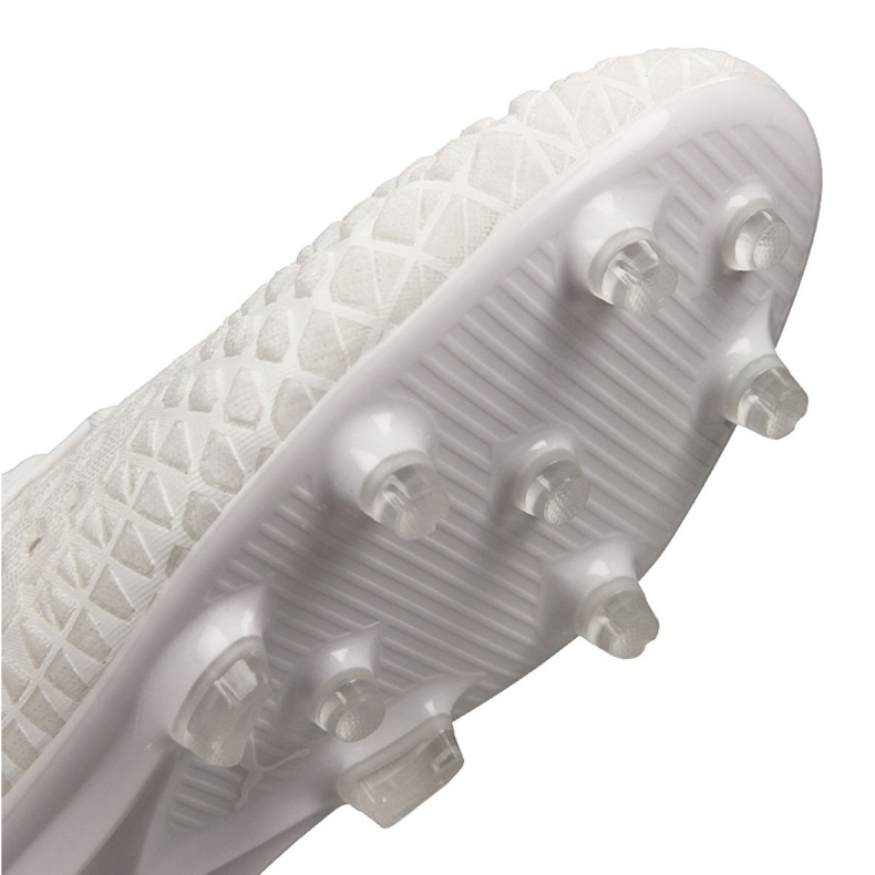 Kopačke za nogomet Puma Future 4.1 Custom Fg / Ag M 106106 01 bijela bijela 1