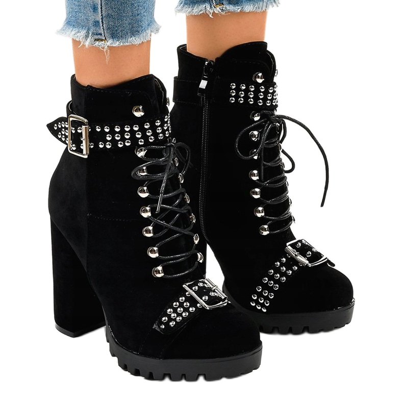 Crne antilop gležnjače na stupu LS5071 crna 1