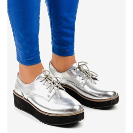 Srebrne elegantne cipele na vezanje 2017-1 siva 1