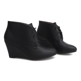 Klinovi na čizmama na klin 1177B crni crno 2