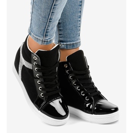 Crne tenisice na klin s šljokicama AN2959 crno 2