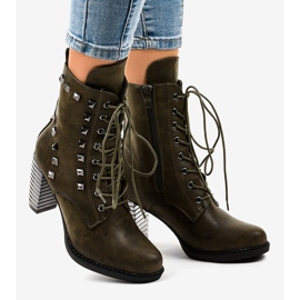 Zelene gležnjače s klinovima F117 zelena 2