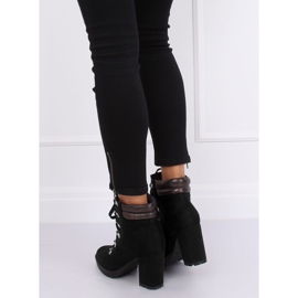 Crne štikle 8992 Crna 2